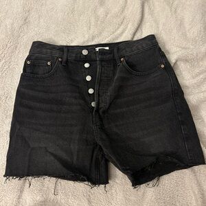 Size 26 pacsun 90s girlfriend shorts in black